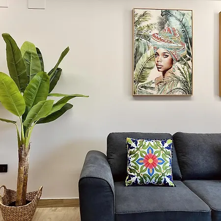 Flower Deluxe Bajo Con Jardin 6084 Apartment