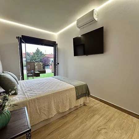 דירה Flower Deluxe Bajo Con Jardin 6084 *